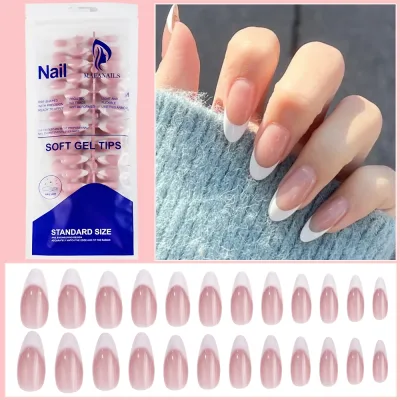 Faux ongles courts amande roses à bord blanc – image 3